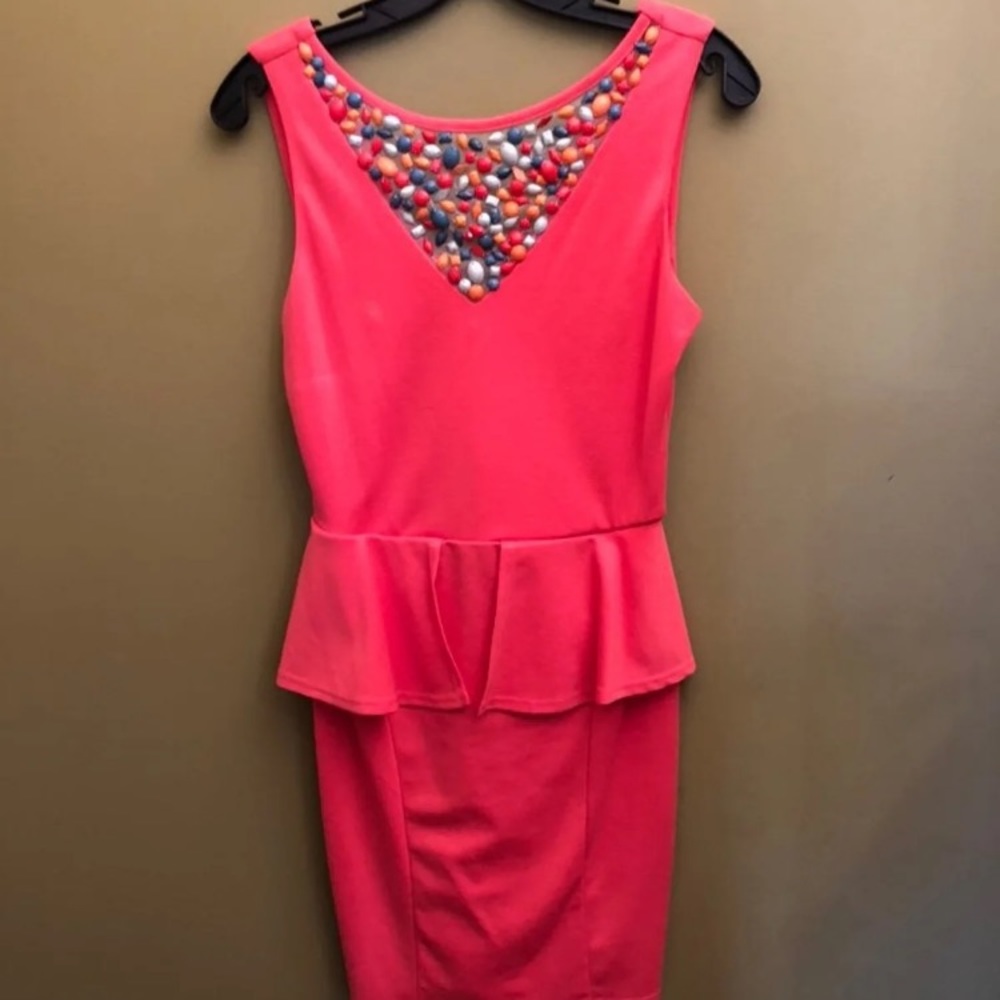 PEPLUM DRESS SIZE M